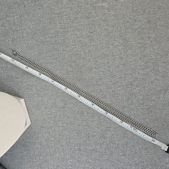 Elegant Silver Chain Necklace, NWT - Picture 6 of 7